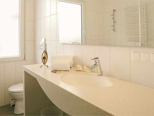 Badezimmer – Superior Bungalow – Ferienwohnung Wörthersee